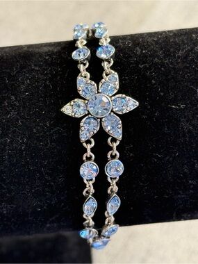 Givenchy Silver Tone Light Blue Crystal Flower Sparkling Bracelet 7.5”.